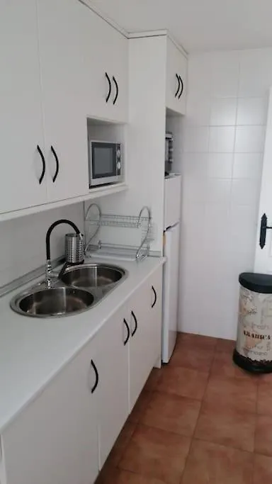 Views, Family & Private Parking In Alto Albayzin Apartment Granada