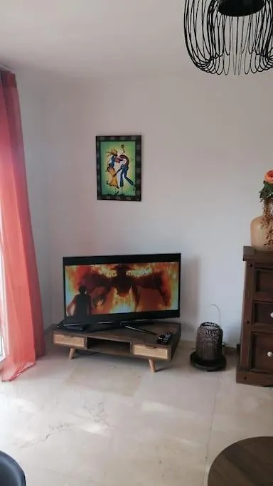 Views, Family & Private Parking In Alto Albayzin Apartment Granada